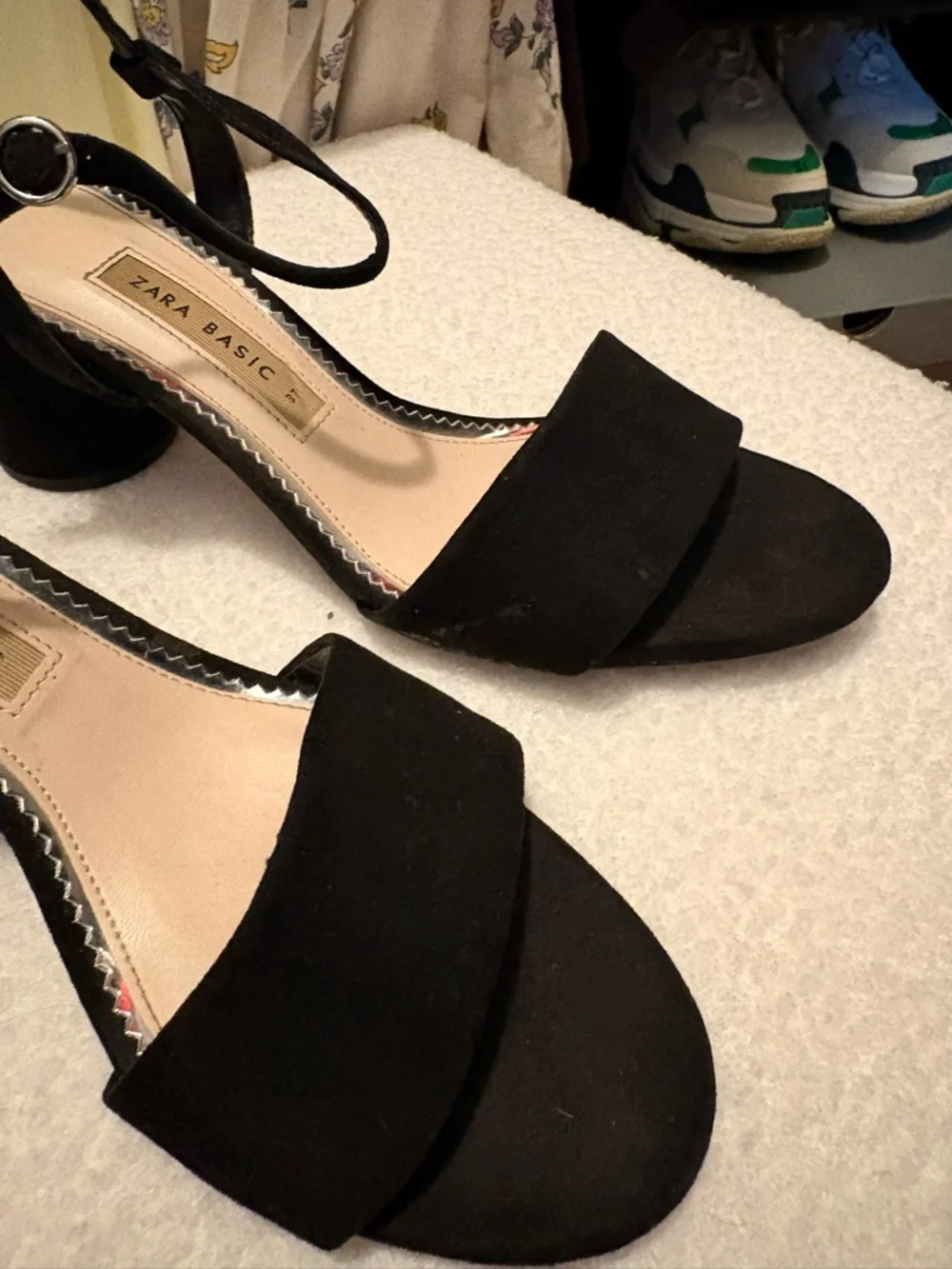 ZARA Black Suede Ankle-Strap Sandals 2.5” heel - Women - Picture 8 of 8